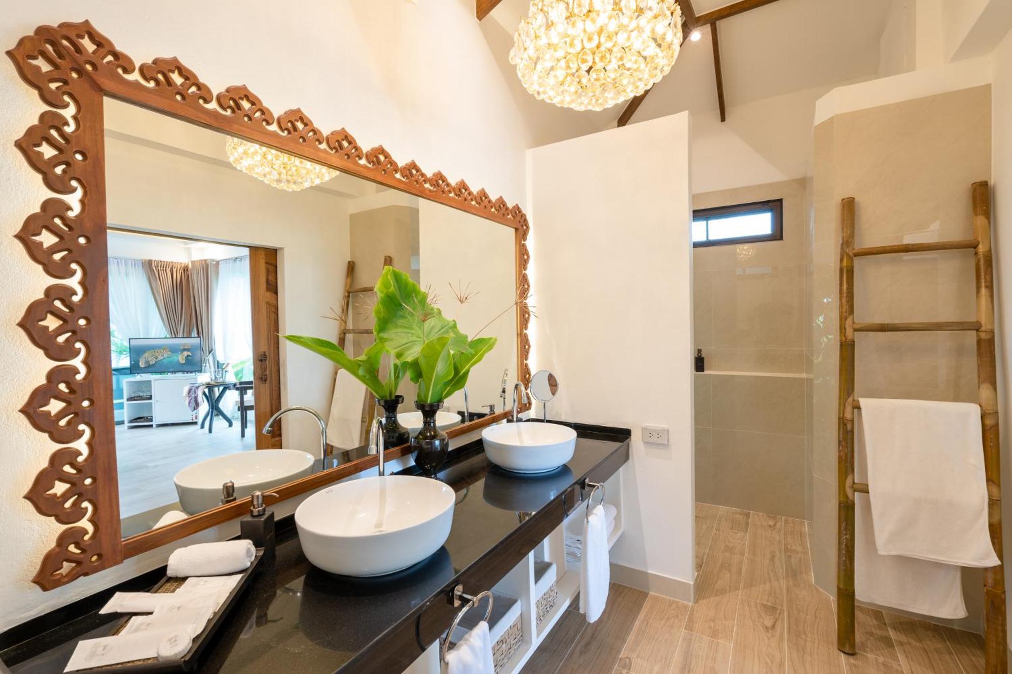 Lanta Palace Beach Resort & Spa - Adult Only Ko Lanta Стая снимка